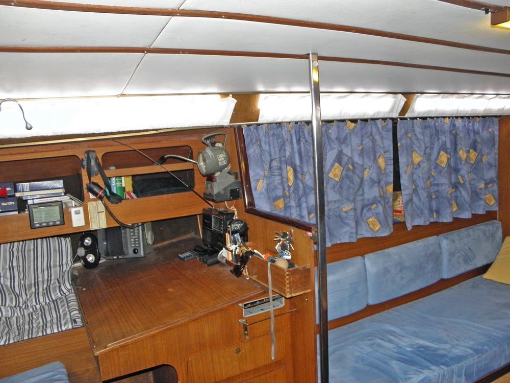 Salon, Accommodatie